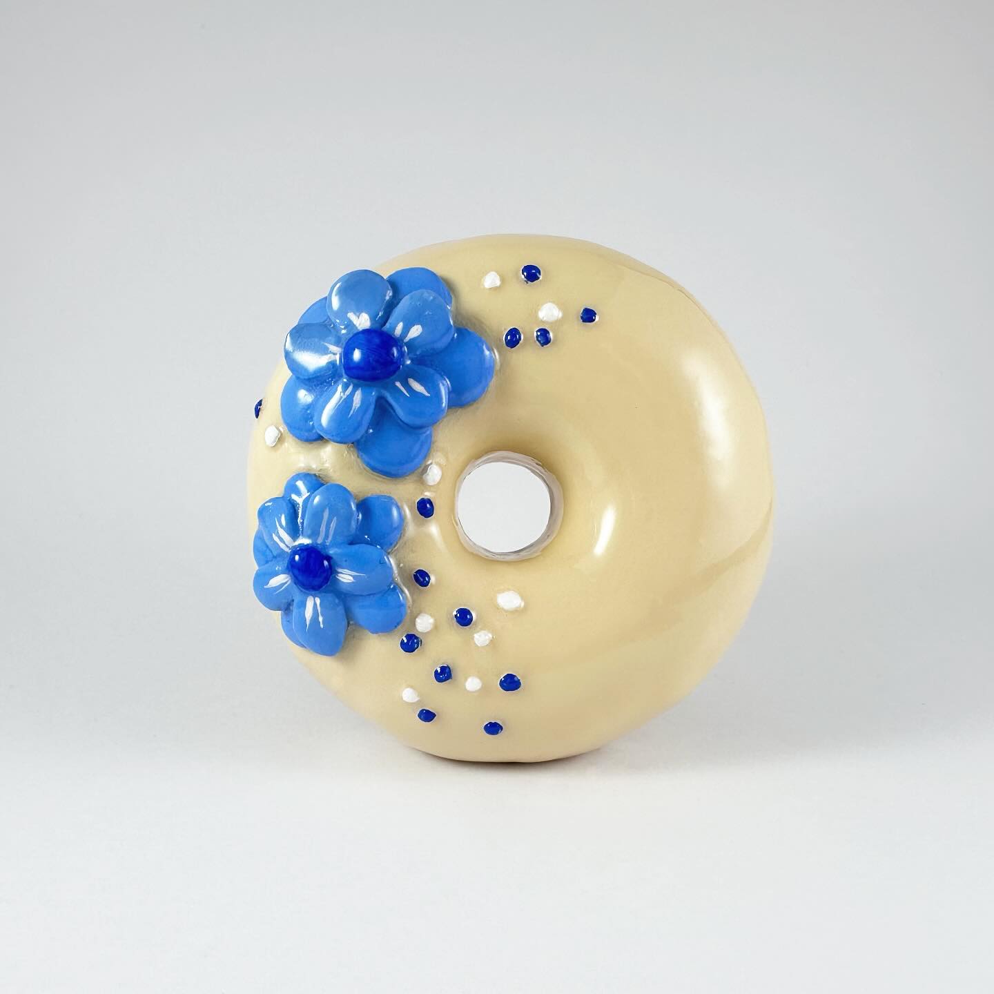 Blue Flowers Donut 🍩